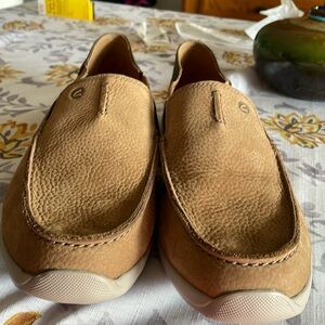 ladies slip on shoe, Clark’s collection, tax system, size 10 1/2 , tan